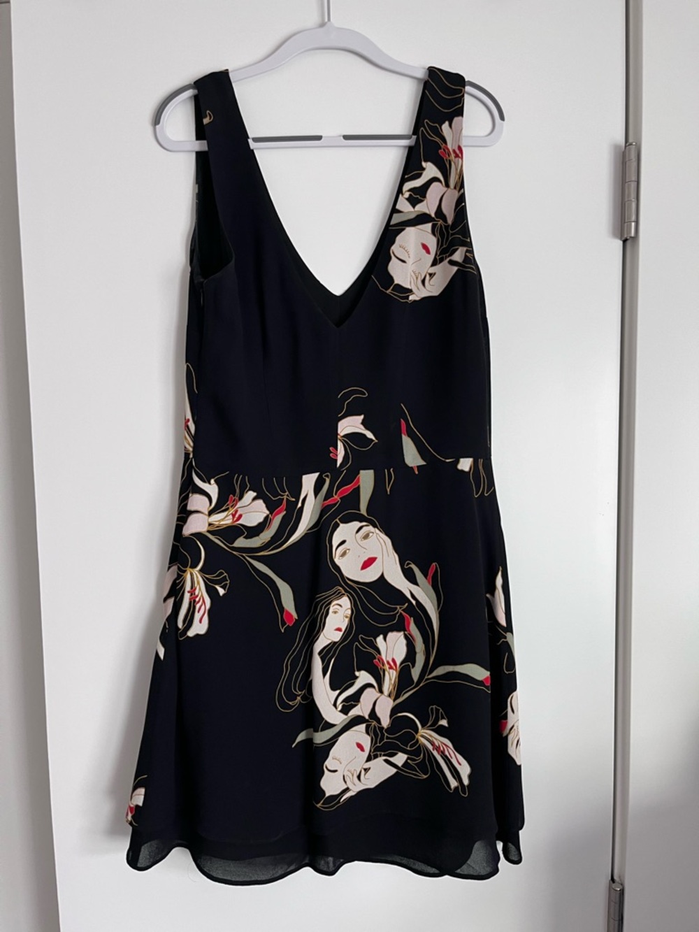 Little Moon Dress - Picture 2 of 3